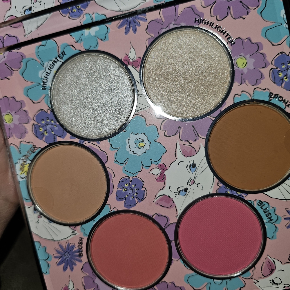 Disney The Aristocats Complexion Palette Highlighter|Bronzer|Blush - Picture 3 of 6